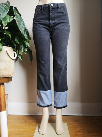 The Savvy Student: Jeans Jeans Jeans (#2)